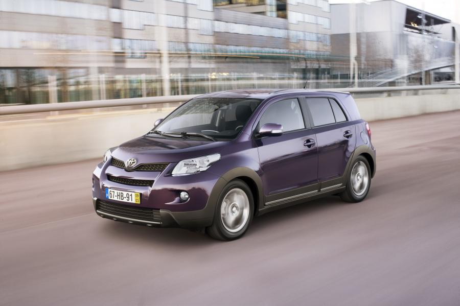  Toyota Urban Cruiser 2009 года  (фото 66 из 113)